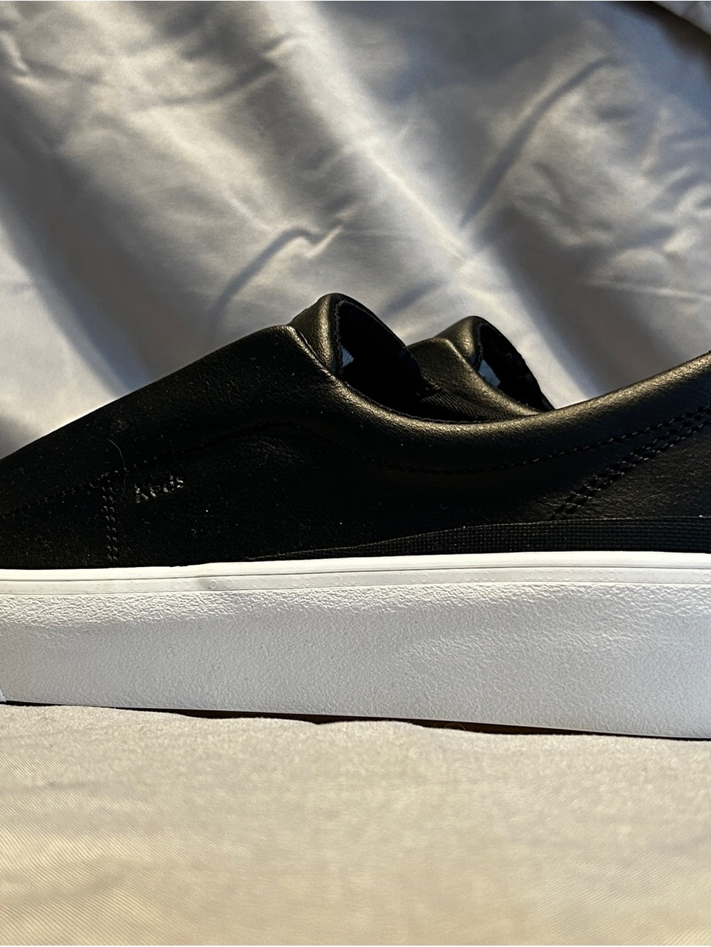 Ked’s Black Low-Top Leather Sneakers- Classic Casual Style